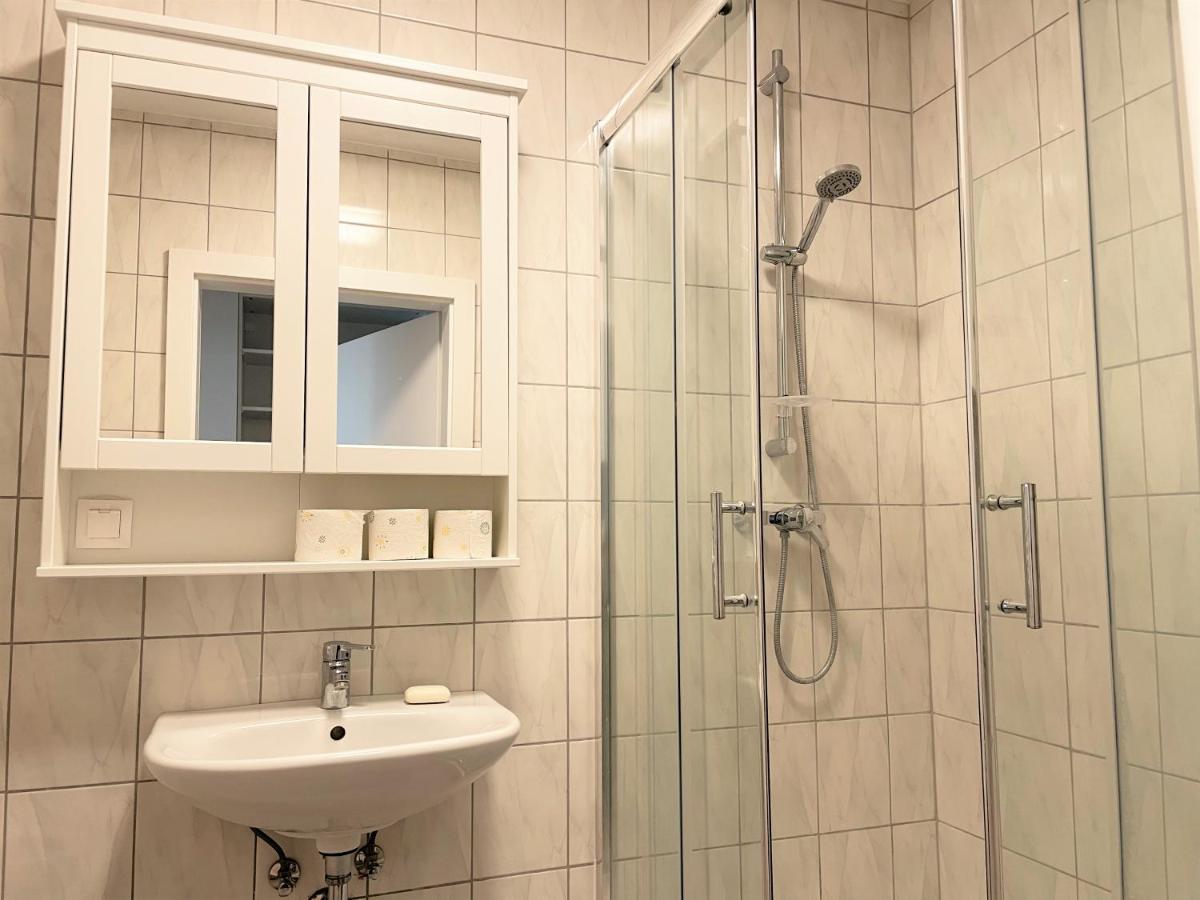 Holiday Suites Sankt Martin Klagenfurt am Woerthersee Luaran gambar