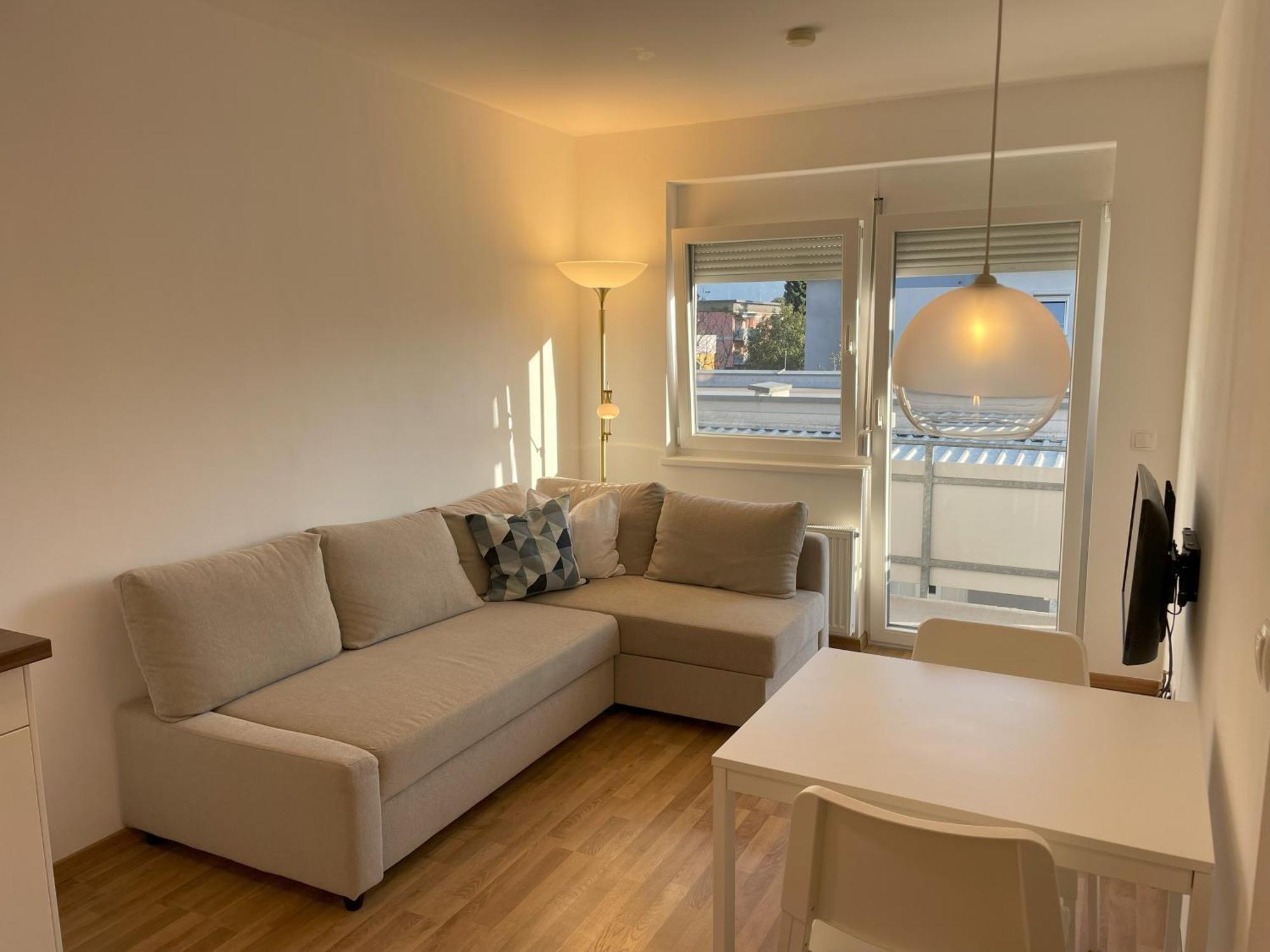 Holiday Suites Sankt Martin Klagenfurt am Woerthersee Luaran gambar